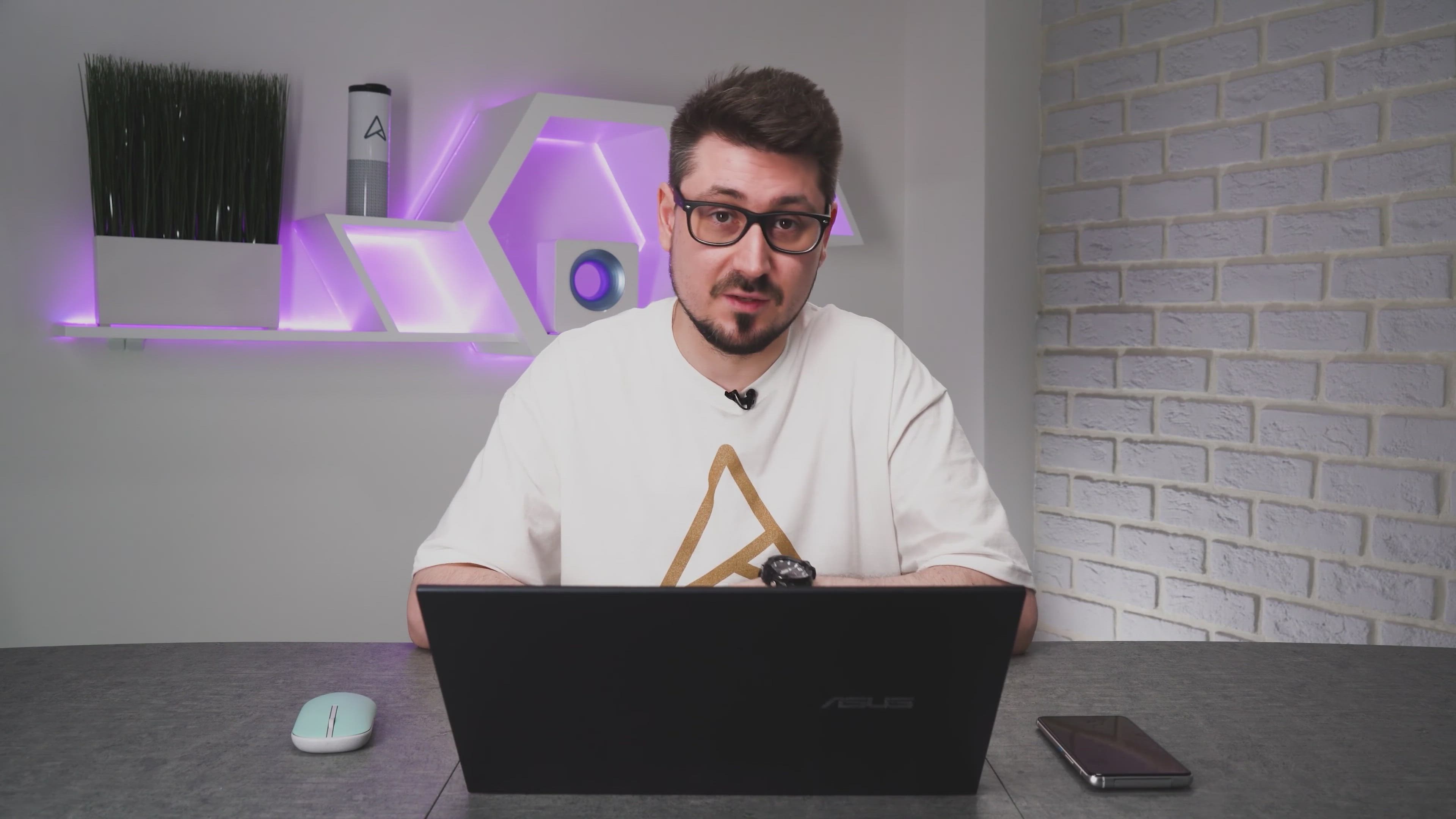 ASUS VivoBook 14 Ryzen Hexa Core 4500U (8GB/512GB SSD/Windows