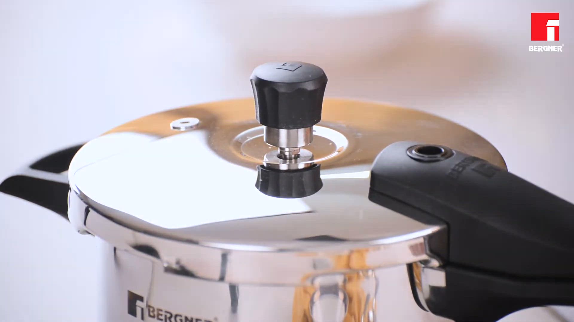 Bergner Argent Triply Unpressure Cooker Pan Ltr BG-9701-MM